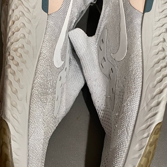 Nike woman snea size 10 - Picture 7 of 7